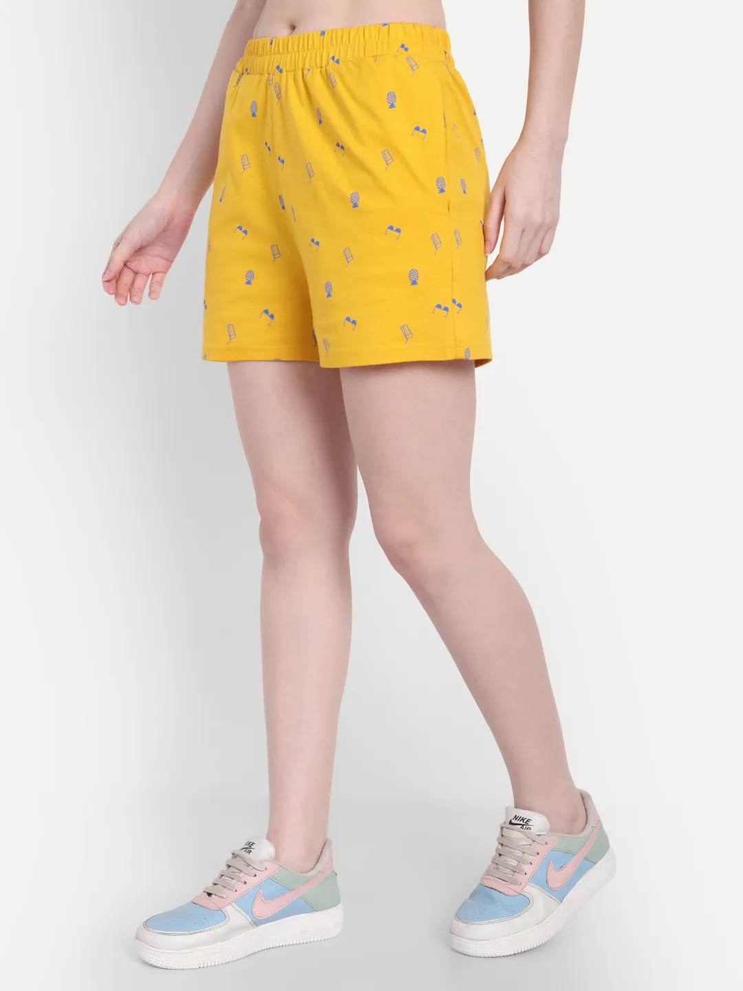 ecomm female shoot